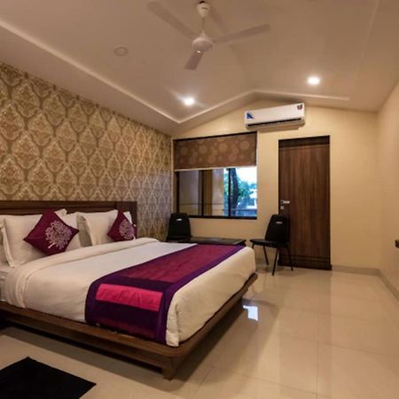 Sunshine Resort Лонавла Екстер'єр фото